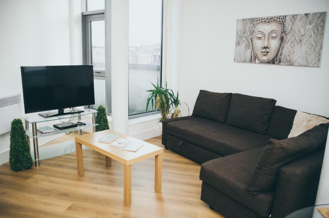 Serviced Apartment In Liverpool City Centre - Free Parking - Balcony - By Happy Days Exteriér fotografie