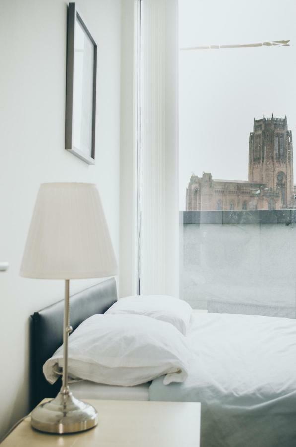 Serviced Apartment In Liverpool City Centre - Free Parking - Balcony - By Happy Days Exteriér fotografie